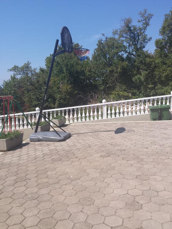 קריקווניצה Apartments Adria מראה חיצוני תמונה