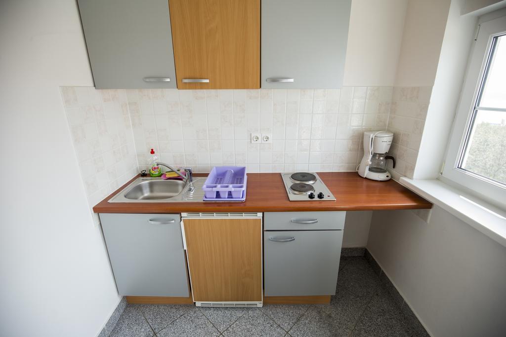 קריקווניצה Apartments Adria מראה חיצוני תמונה