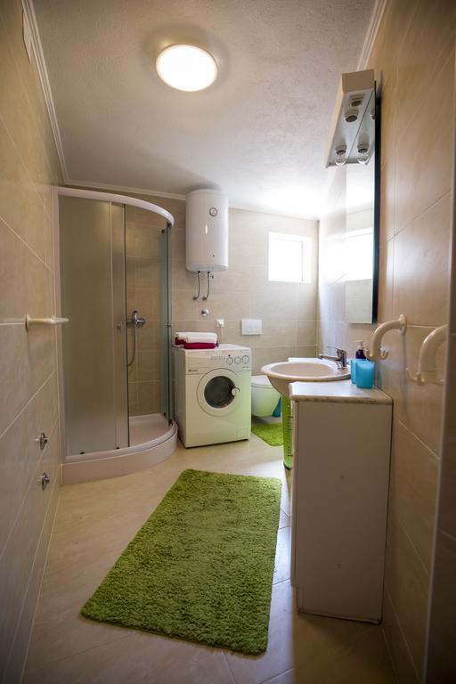 קריקווניצה Apartments Adria מראה חיצוני תמונה